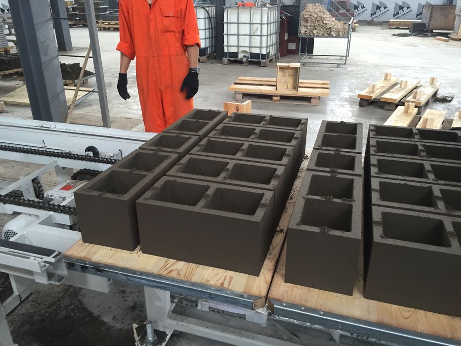 Стеновые блоки 20х20х40