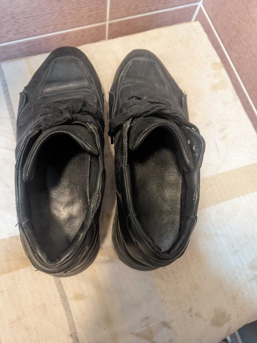 Кроссовки (43-44). Рабочая одежда.