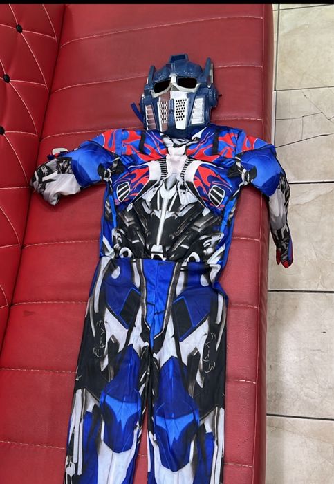 Робот. прокат костюм. 6-7 л