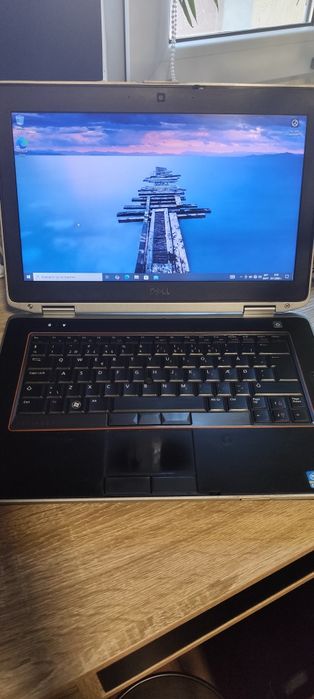 Лаптоп Dell Latitude E6420