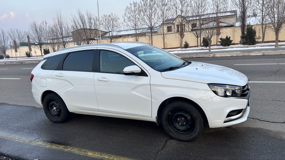 Lada vesta sw 2021. sotiladi
