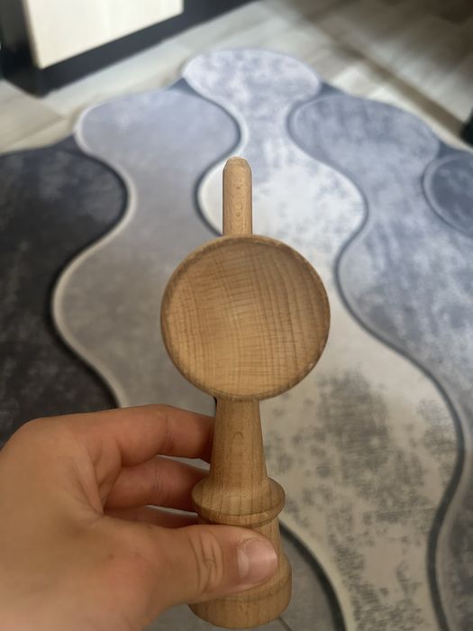 Vand kendama cu ken strogo