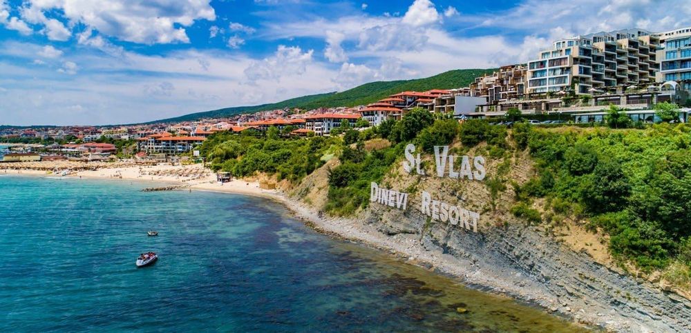 Продава се Двустаен апартамент в Свети Влас - 61 кв.м за 2017 €/кв.м - Снимка #1