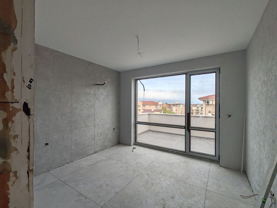 Апартамент с две спални в с.Равда