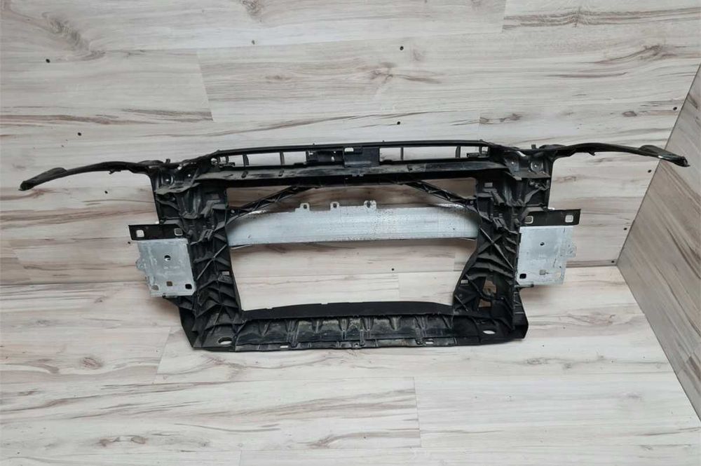 Маска/Очиларка греда пот Броня Audi A3 8V080 Lift