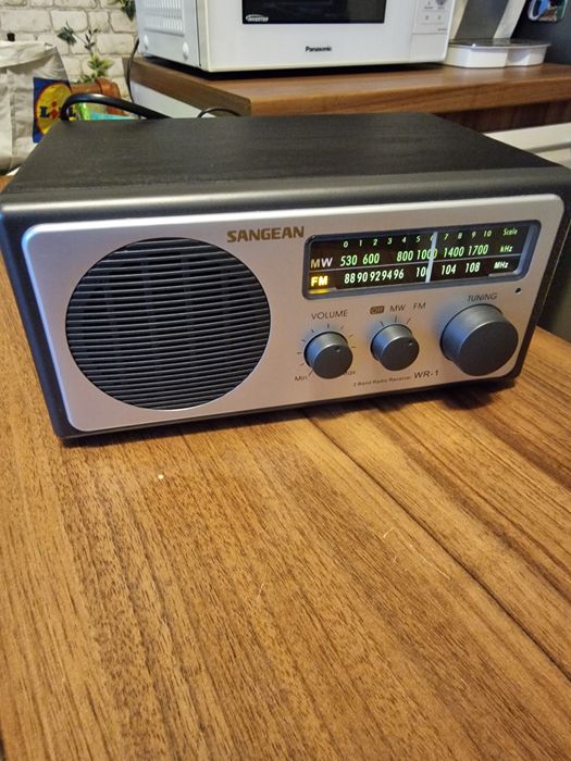 Sangean WR-1,radio analog,calitate deosebita,ca nou.
