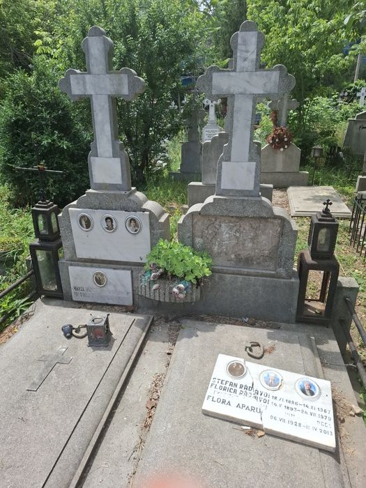 Loc de veci în cimitirul Reînvierea