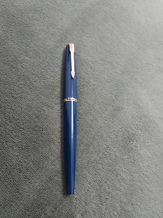Stilou Parker Arrow penita aur 14k