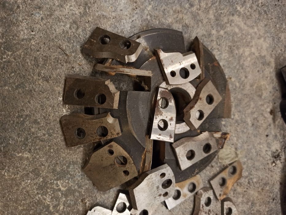 фрезови глави за изработка на дървени врати