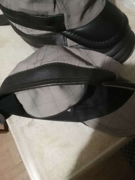 Бейсболка,коженный козырек