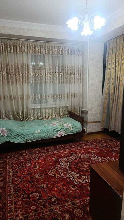 Квартира сотилади Шайхонтохур тумани Гулобод ор.р 1-чи гор Балница