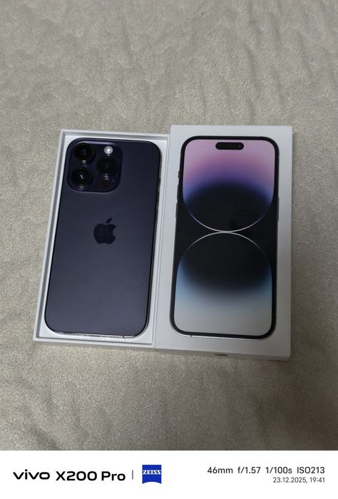 Продам iPhone 14 Pro