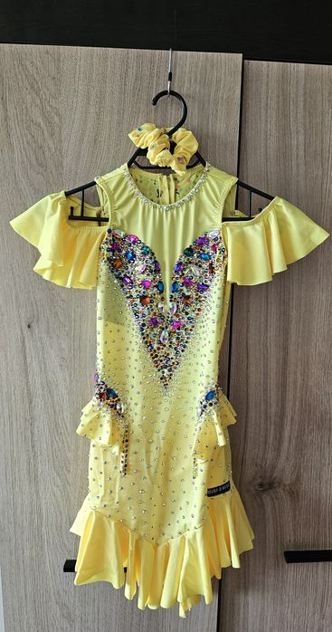 Детска рокля за  танци,размер 140см