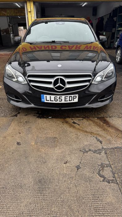 Mercedes-Benz E300 Bluetech Hybrid