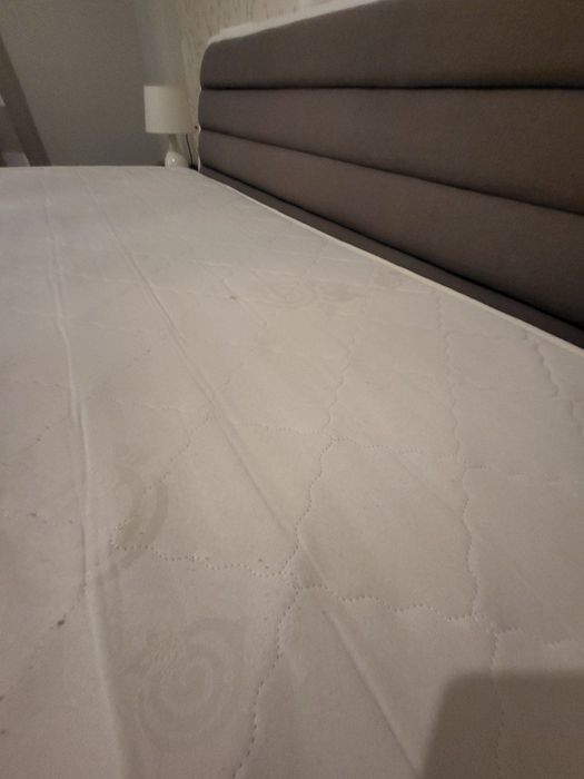 Двулицев матрак 180/200 см