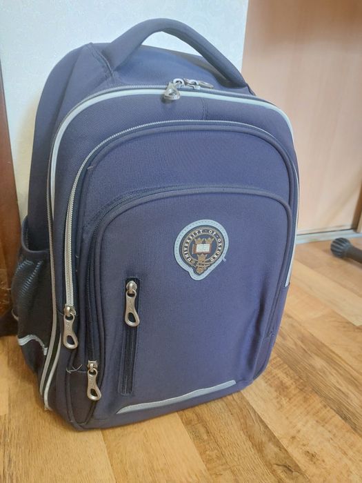 Школьный рюкзак для подростка