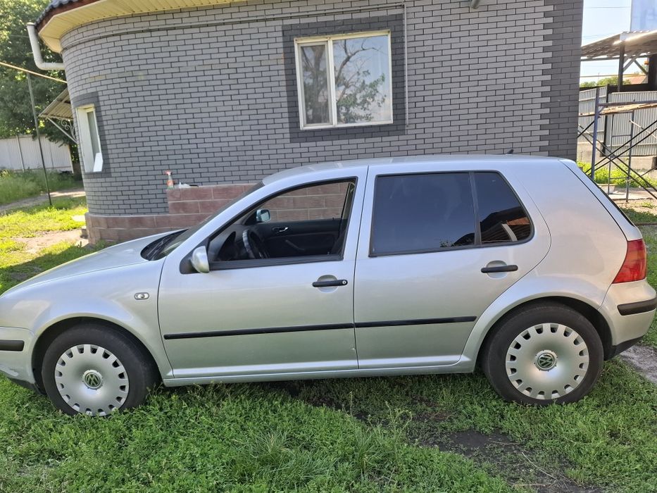 Продам Volkswagen Golf 4