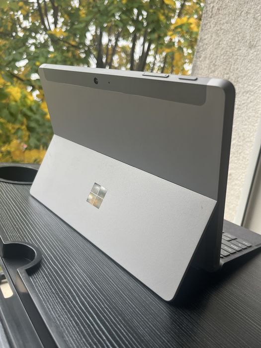 Microsoft Surface Go 2