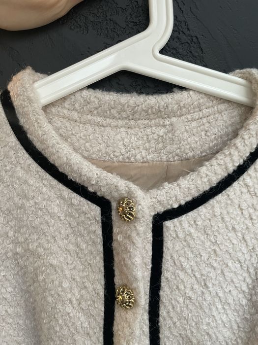 Дамско вълнено бутиково сако