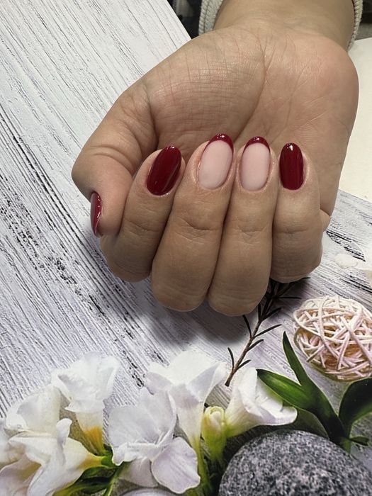 Маникюр , укрепление, покрытие гель лаком.Сергели Строитель 12ст метро