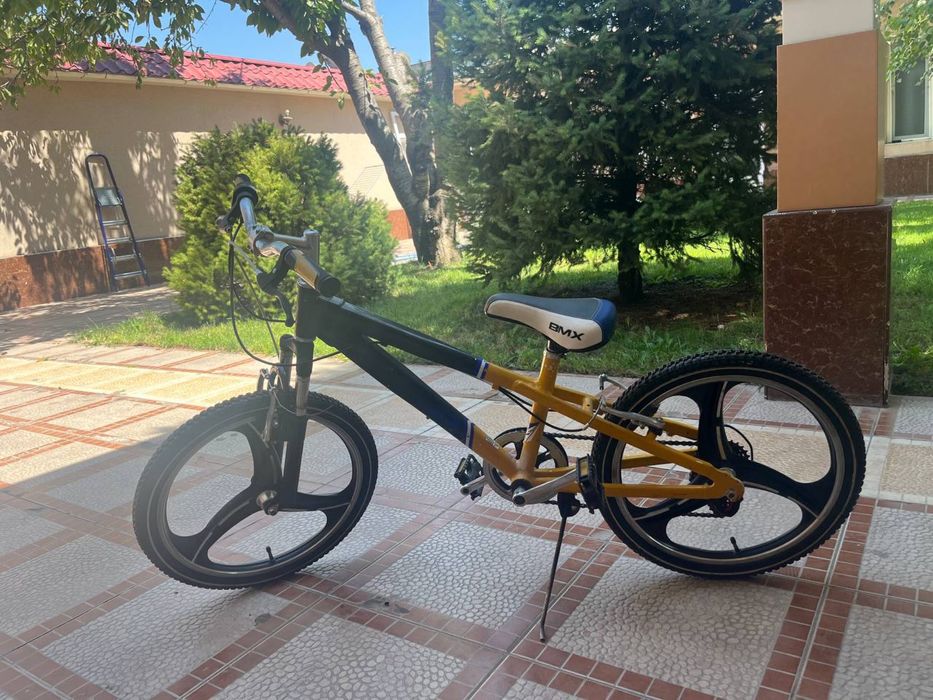 Велик сака диска