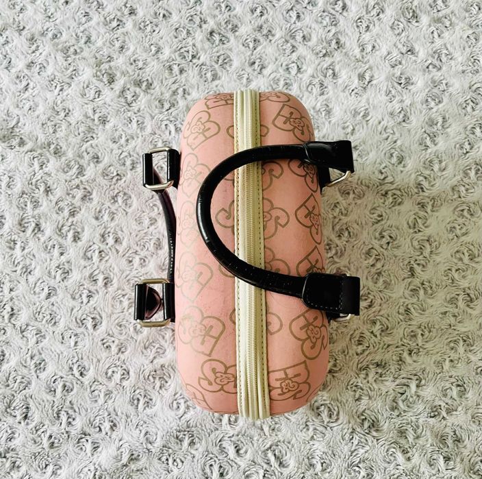 geanta de voiaj pentru cosmetice