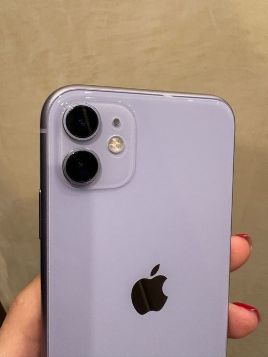 iPhone 11 64GB purple