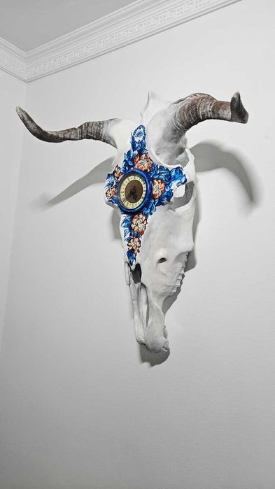 Ceas decorativ unicat.