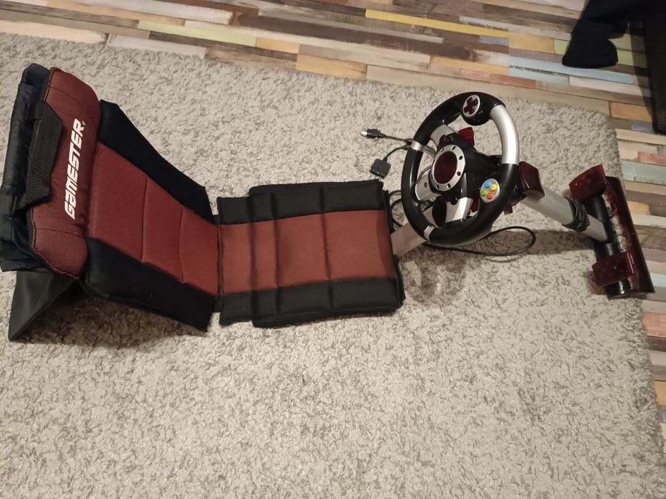 Volan Racing wheel,  pedale, stand  pt PlayStation 2 și Xbox clasic