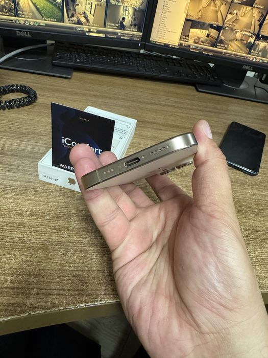 Iphone 16 Pro Desert titan