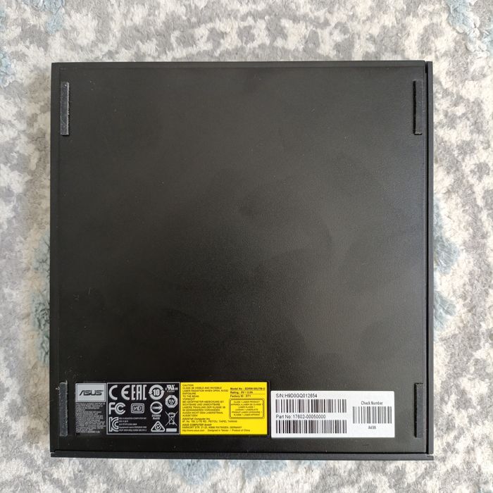 Оптический привод ASUS в отличном состоянии!