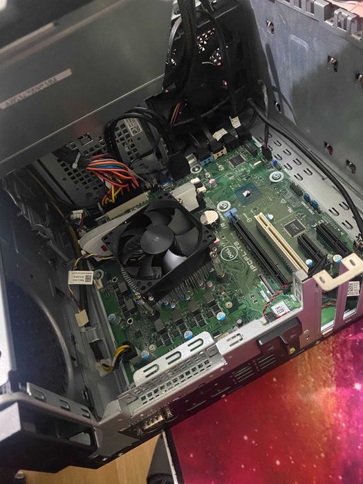 PC Dell Precision 3630 - Intel i7-8700