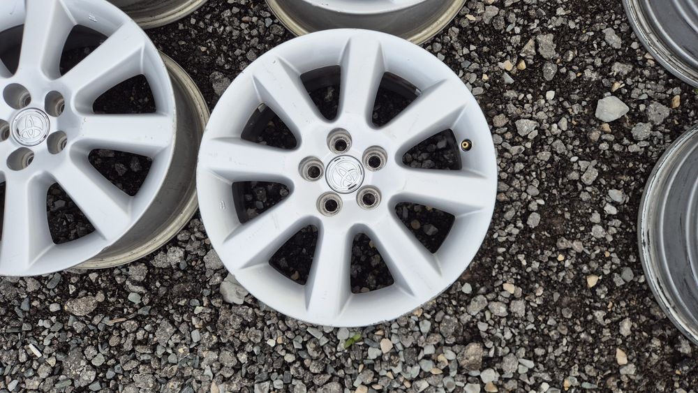 Оригинални джанти Тойота 5/100 Toyota Avensis 5x100