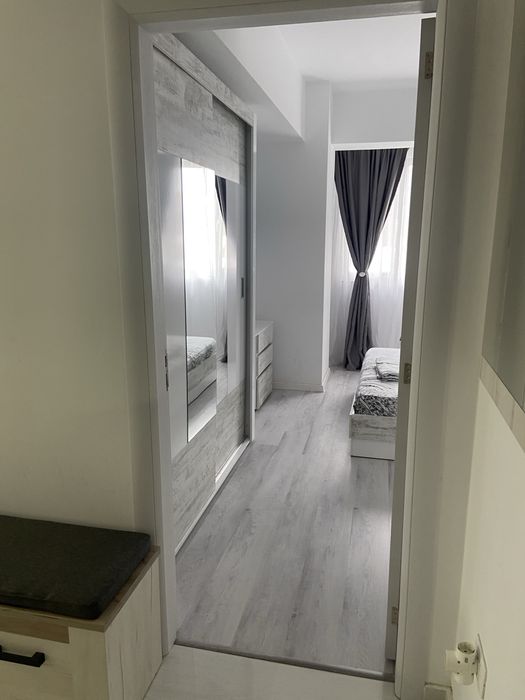 Inchiriez  regim hotelier apartament 2  camere  bloc nou 100 mp