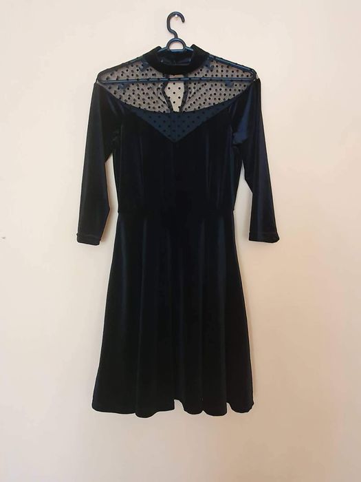 Черна рокля плюш