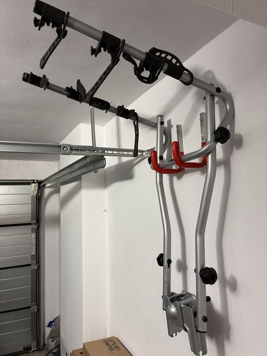 Thule HangOn, suport pe carlig, 4 biciclete, stare perfecta
