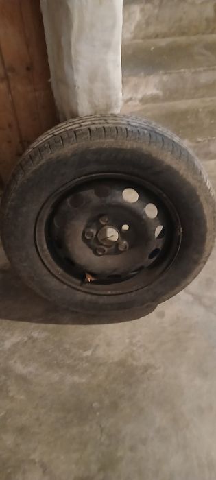 Гуми с джанти -195/65/15