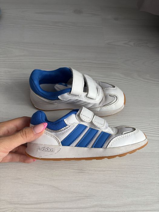маратонки размер 28,5 Adidas