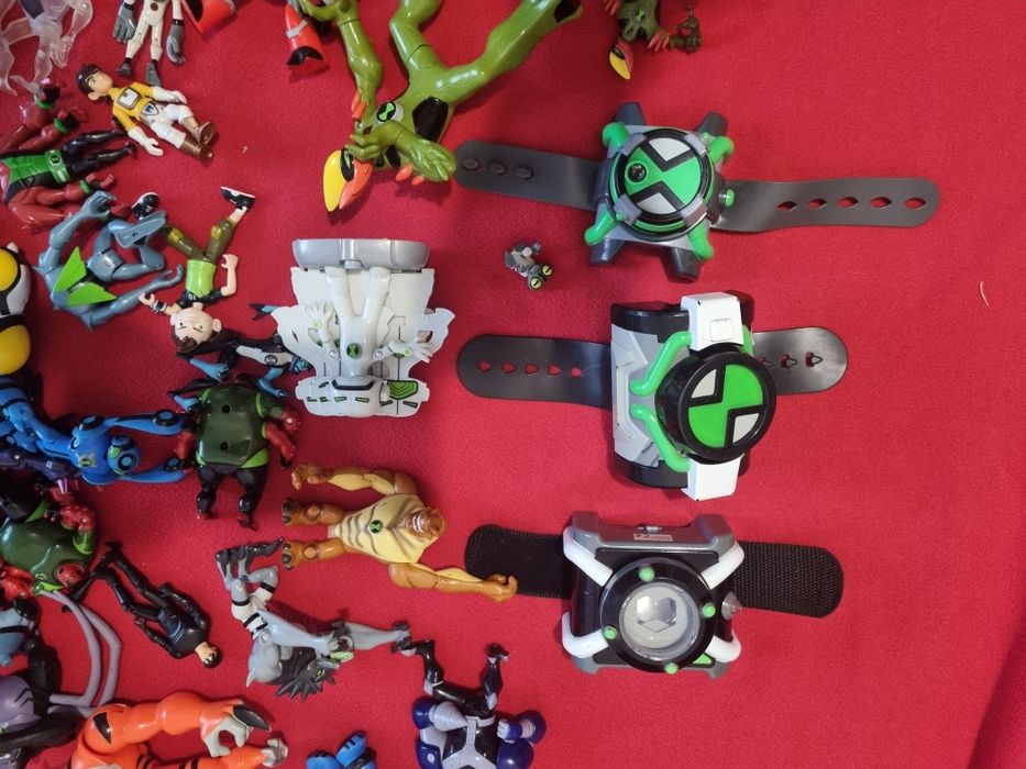 figurine ceasuri ben 10 colectie etc  iasi