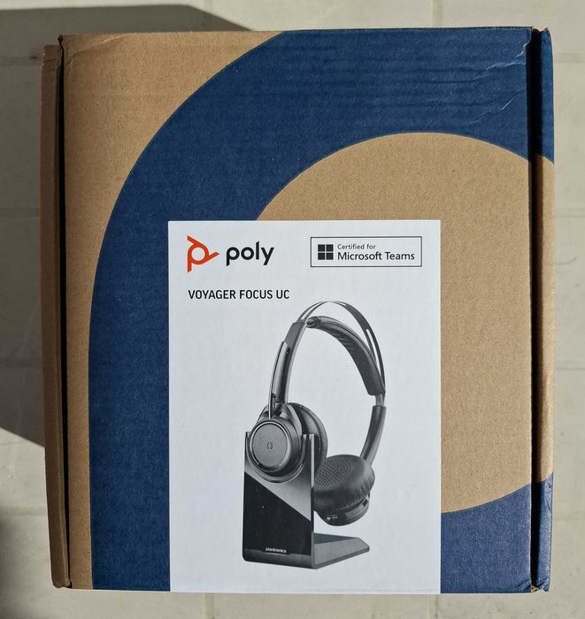 Casti Plantronics Poly Voyager Focus UC B825 M, Nou