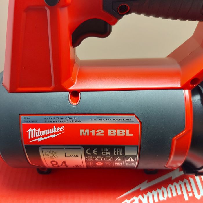 Milwaukee M12 BBL-0 Акумулаторна въздуходувка 12 V