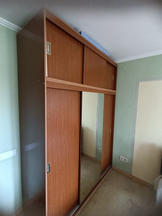 Продам шкаф-купе