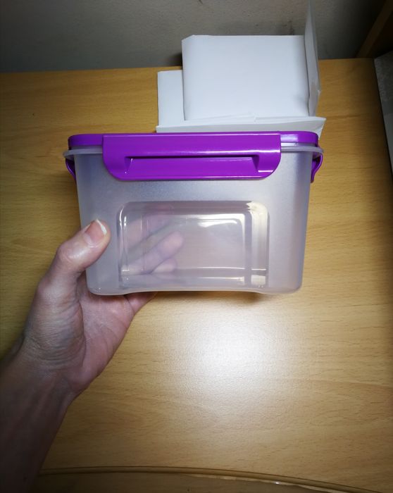 Контейнер пластиковый 1,1 л