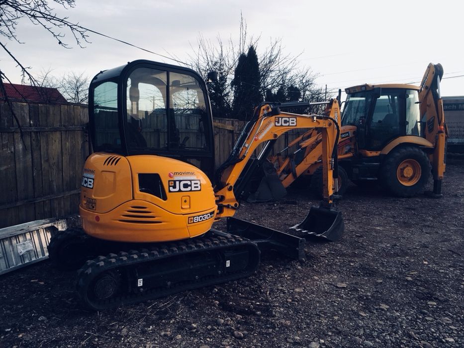 Inchiriez Camion 8x4 Buldoexcavator Nisip Piatra Balast