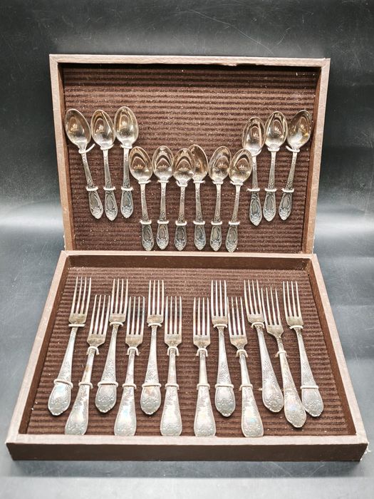 Столовые приборы МНЦ