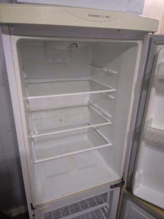 Холодильник рабочий Б/у