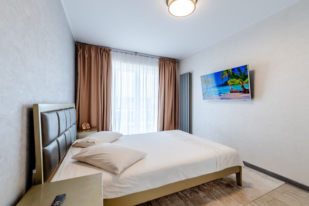 Vand apartament 2 camere in Complex Alezzi prima linie