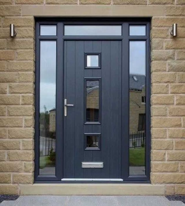 Установка входных и уличных дверей под ключ