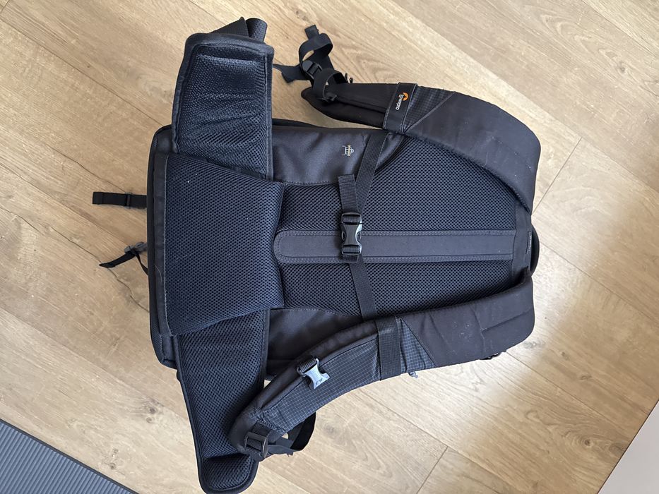 Фотографска раница LowePro BP 250 AW II