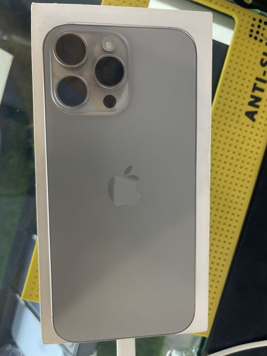 iPhone 16 pro max